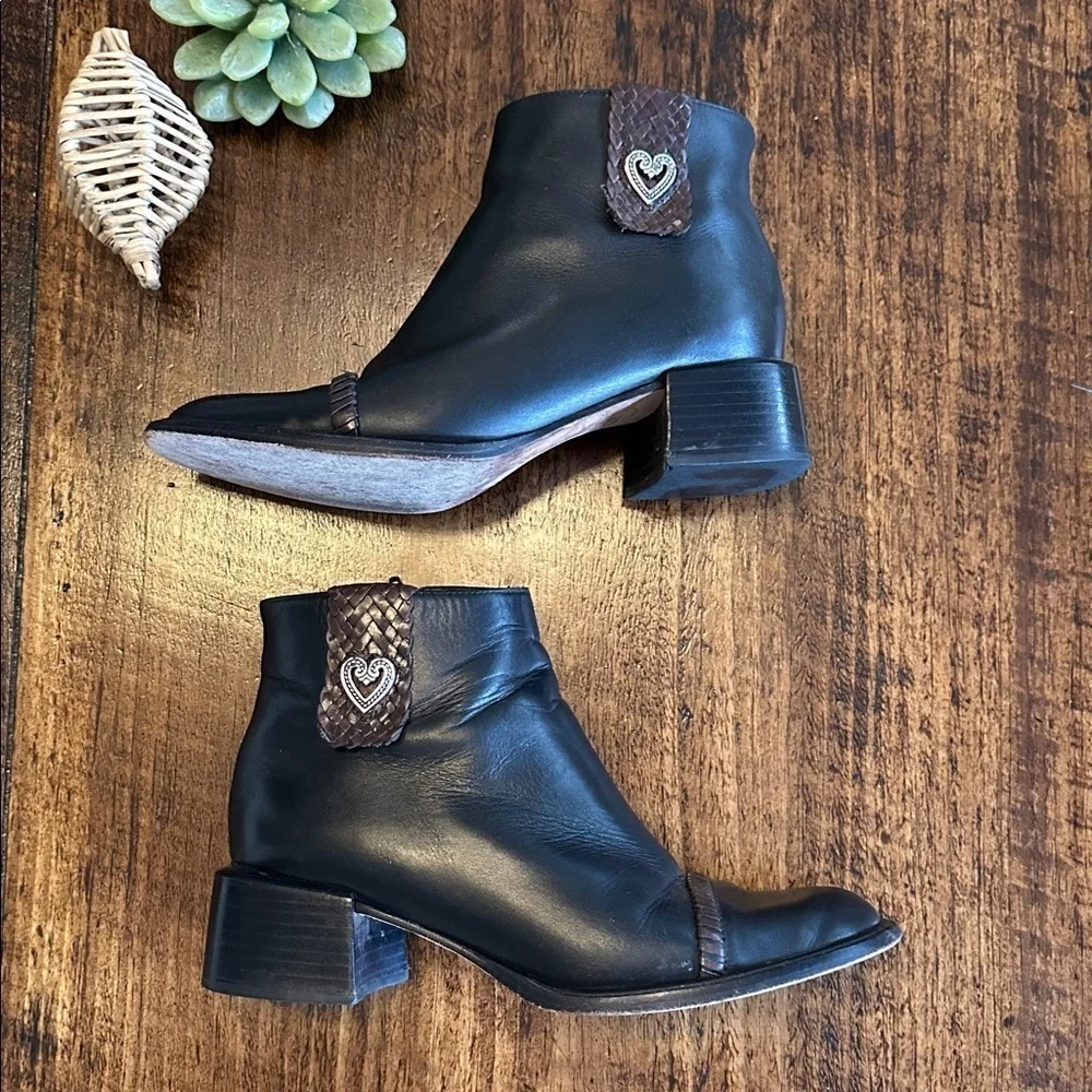 BRIGHTON | “Lonnie 2” Black Leather Ankle Boots w/Heart Embellishment, Size 6.5